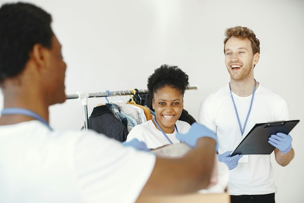 Volunteer helping